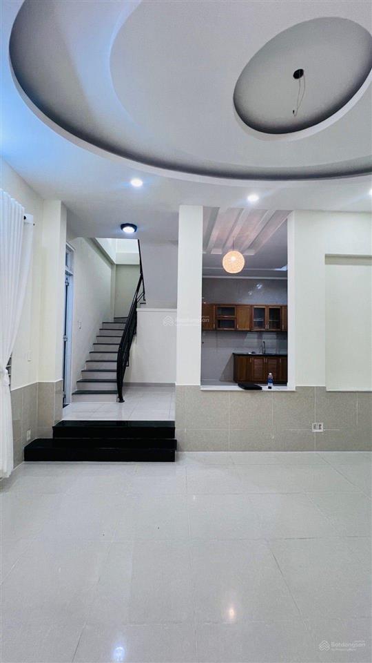 Bán nhà 3 tầng btct ngang khủng 8.5m trần xuân soạn q7 thành phố hồ chí minh 0933 275 ***