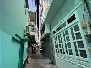 Bán nhà 52m 4 tầng 7 phòng ngủ đang cho thuê 14 triệu 1 tháng trần xuân soạn quận 7