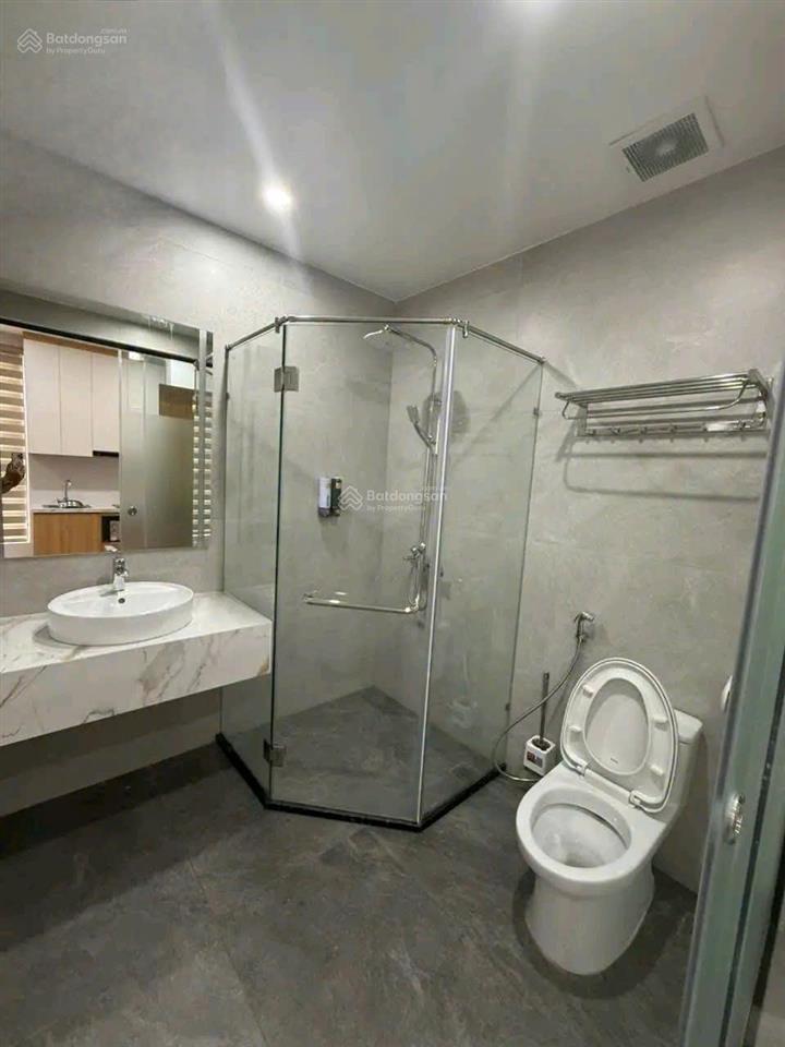 Cho thuê tòa nhà 7 tầng mới xây tại văn cao  10 phòng khép kín full đồ cả bếp