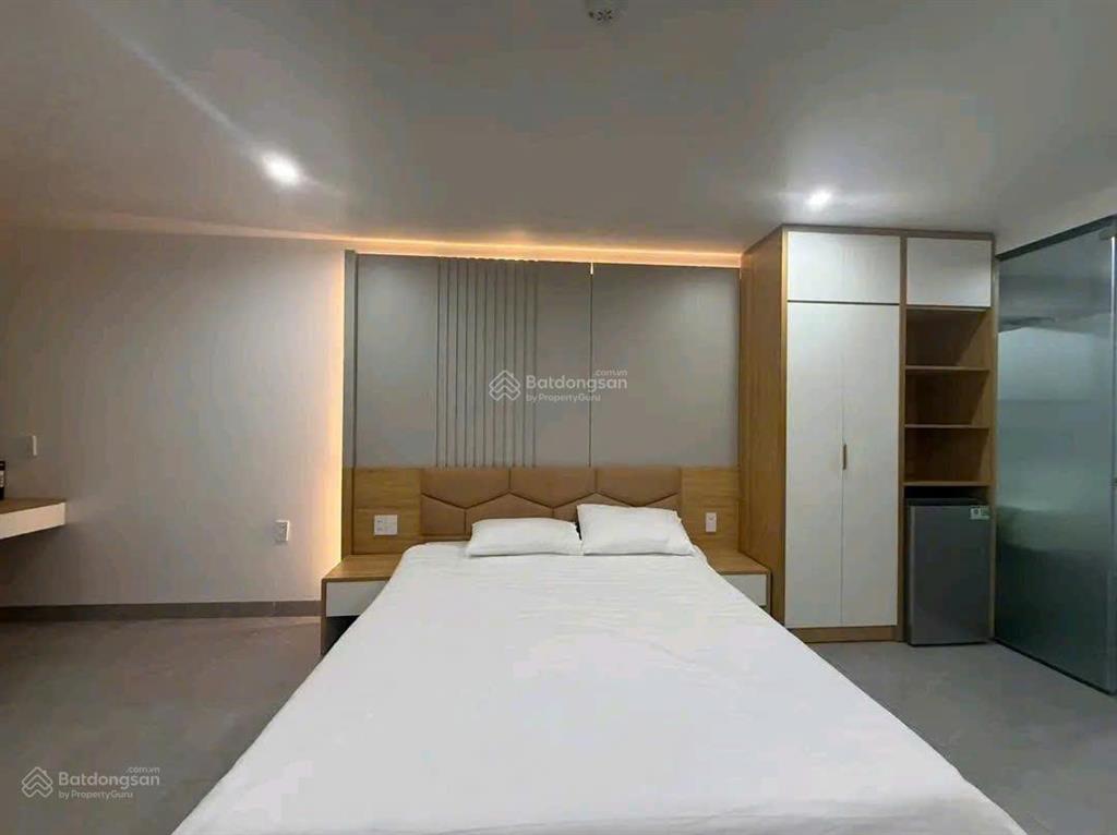 Cho thuê tòa nhà 7 tầng mới xây tại văn cao  10 phòng khép kín full đồ cả bếp