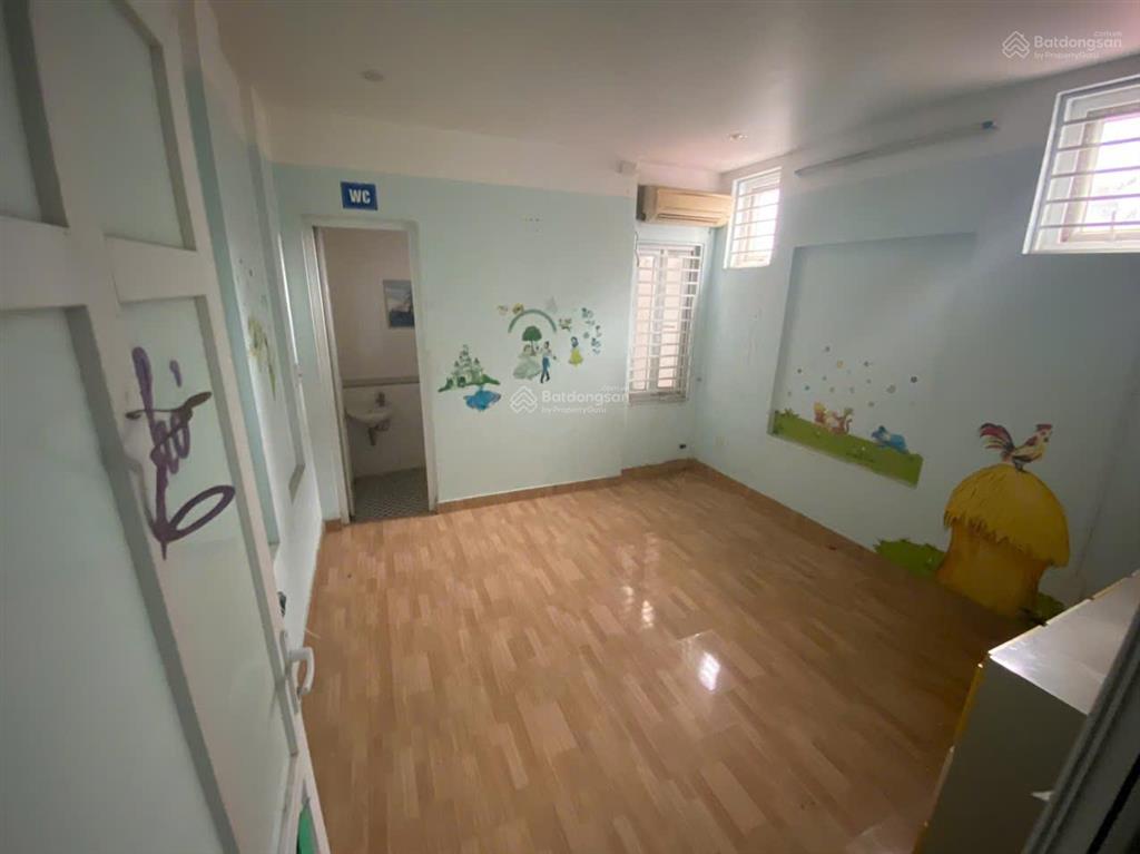 Cho thuê mặt bằng kinh doanh ngay gần tuyến lạch tray  10 phòng khép kín  có thang máy