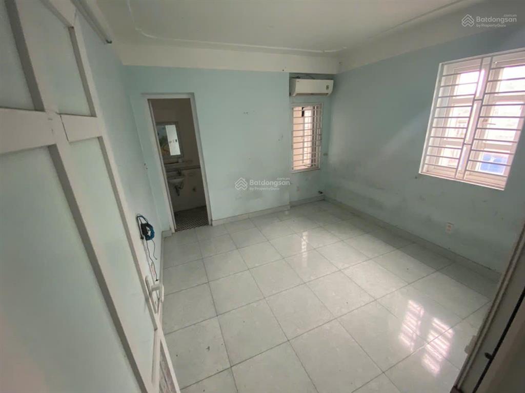 Cho thuê mặt bằng kinh doanh ngay gần tuyến lạch tray  10 phòng khép kín  có thang máy