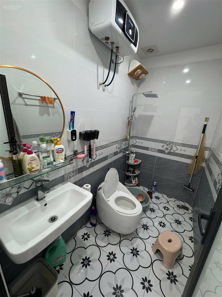 N5800. cho thuê nhà ngõ rộng kiều sơn  văn cao