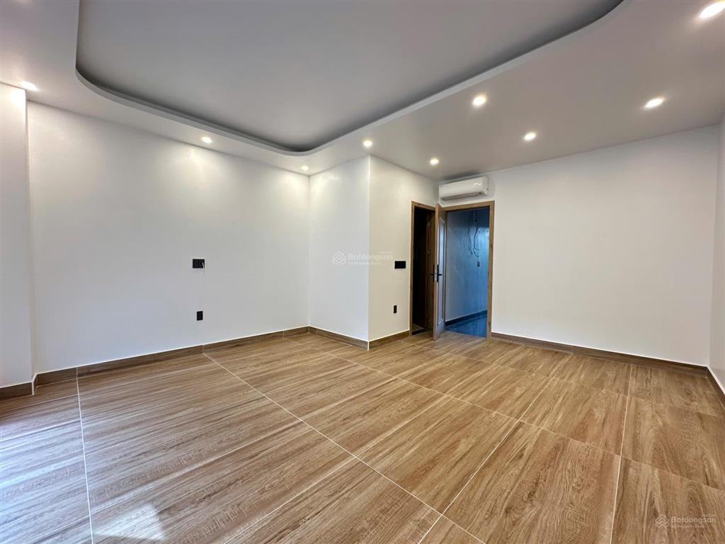 Vh196. cho thuê shophouse tại đảo vũ yên mới tinh  90m²  5 ngủ vskk
