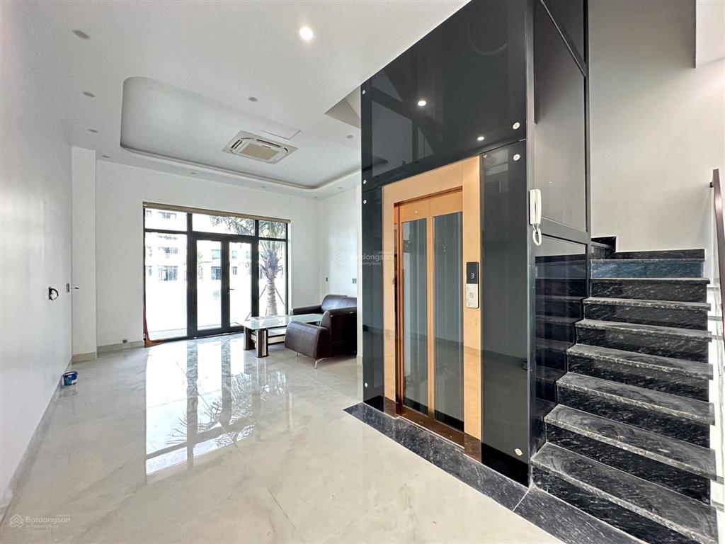 Vh196. cho thuê shophouse tại đảo vũ yên mới tinh  90m²  5 ngủ vskk