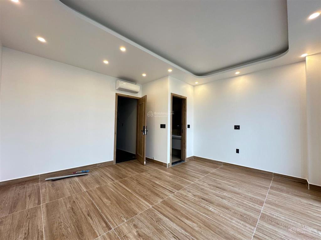 Vh196. cho thuê shophouse tại đảo vũ yên mới tinh  90m²  5 ngủ vskk