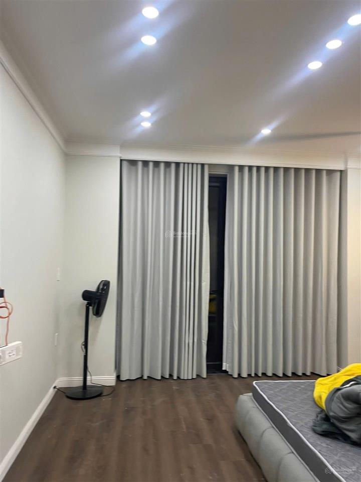 N5782. cho thuê nhà tại mặt ngõ trần nguyên hãn cực đẹp  ô tô đỗ cửa thoải mái