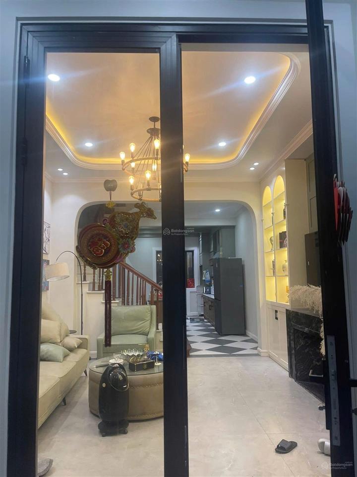 N5782. cho thuê nhà tại mặt ngõ trần nguyên hãn cực đẹp  ô tô đỗ cửa thoải mái