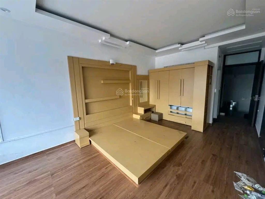 Mt3583. cho thuê nhà nguyên căn 5 tầng gần khu vực aeon  mặt phố thiên lôi  120m²  6 ngủ