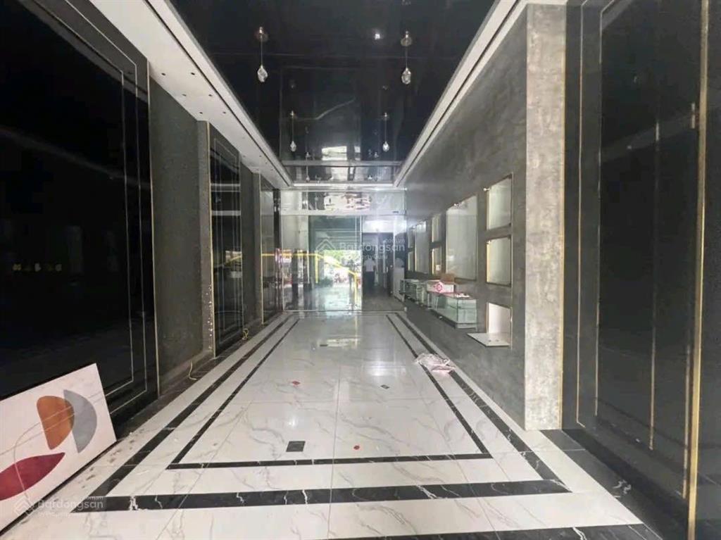 Mt3583. cho thuê nhà nguyên căn 5 tầng gần khu vực aeon  mặt phố thiên lôi  120m²  6 ngủ
