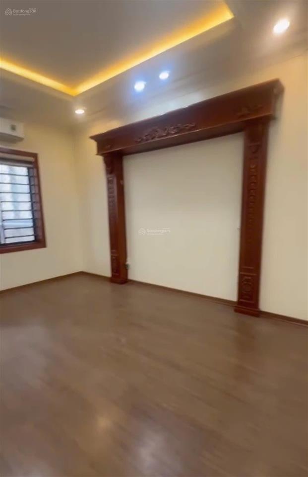 Mt3357. cho thuê nhà tại mặt đường tuyến 2 ngô gia tự  122m2  5 tầng thang máy
