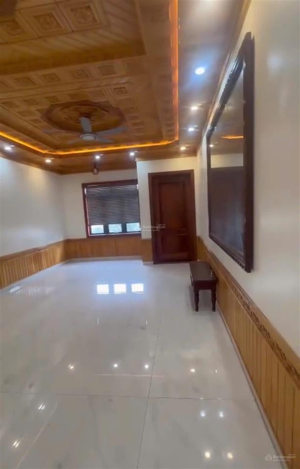 Mt3357. cho thuê nhà tại mặt đường tuyến 2 ngô gia tự  122m2  5 tầng thang máy
