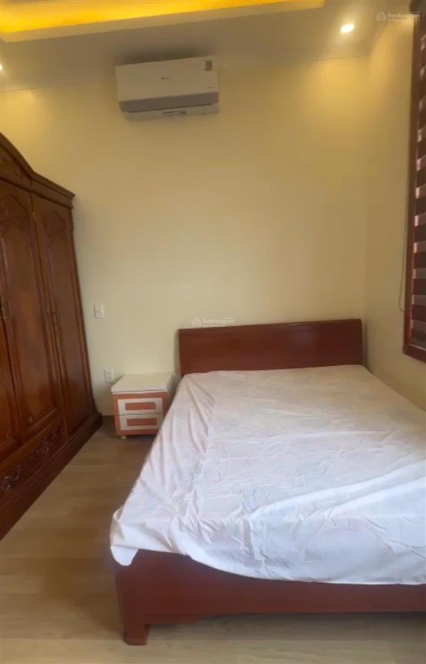 Mt3357. cho thuê nhà tại mặt đường tuyến 2 ngô gia tự  122m2  5 tầng thang máy