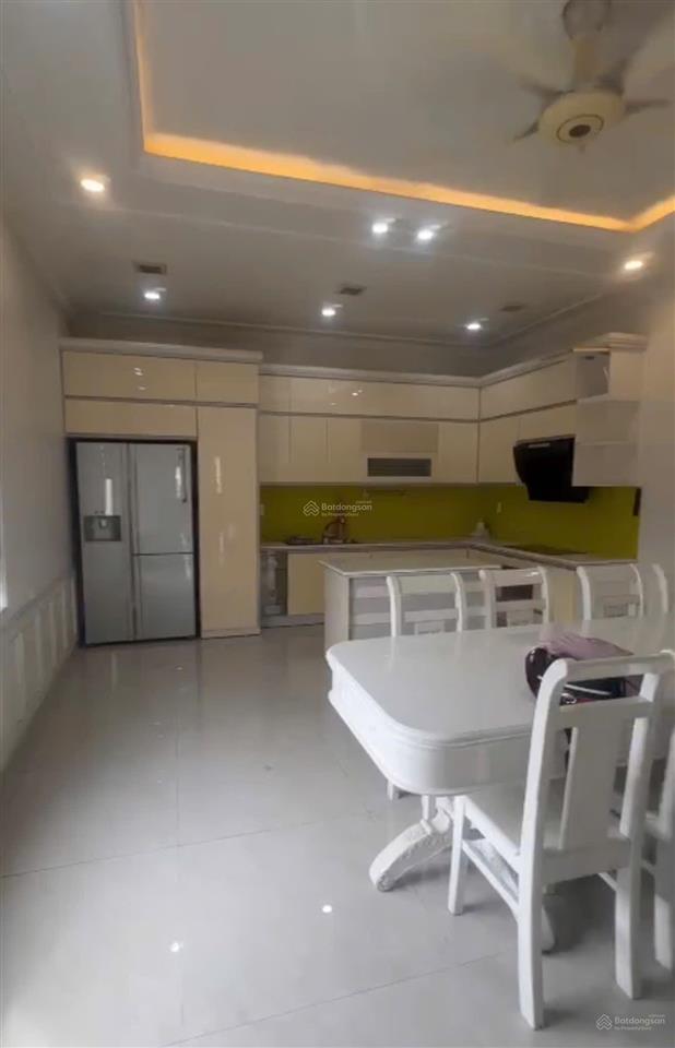 Mt3357. cho thuê nhà tại mặt đường tuyến 2 ngô gia tự  122m2  5 tầng thang máy