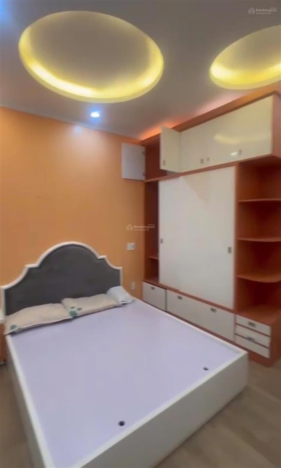 Mt3357. cho thuê nhà tại mặt đường tuyến 2 ngô gia tự  122m2  5 tầng thang máy