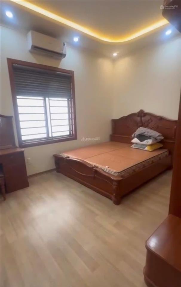 Mt3357. cho thuê nhà tại mặt đường tuyến 2 ngô gia tự  122m2  5 tầng thang máy