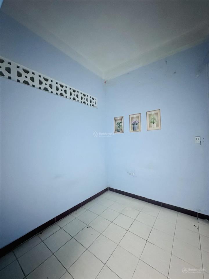 Hẻm nhựa xe hơi thông 30m ra mặt tiền p.12 gò vấp. diện tích 44m2 (4x11m). kết cấu 2t