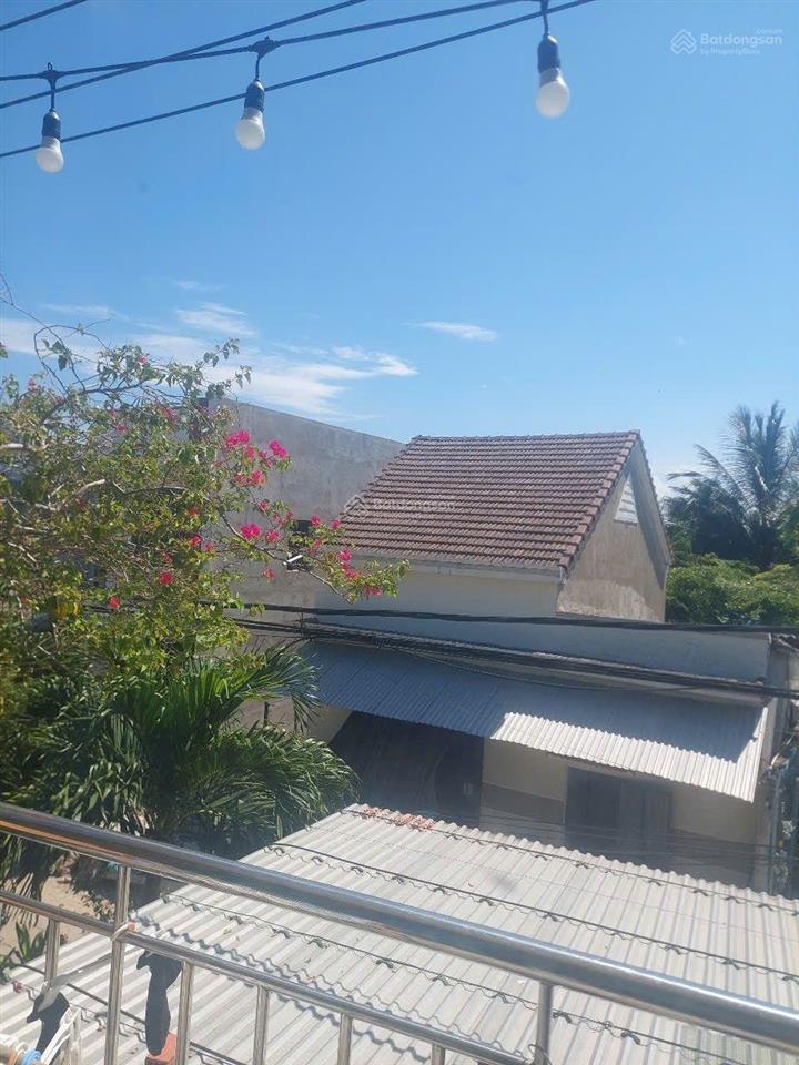 Hội an nhà 2 tầng gần biển 500m, ngang hơn 8m