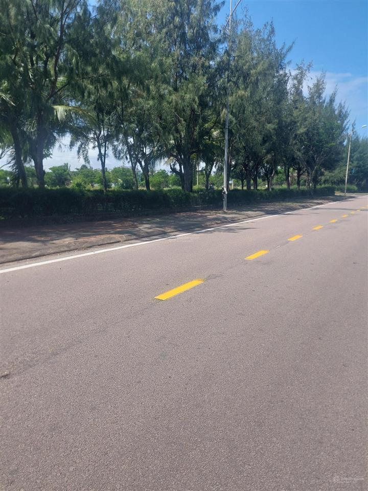 Hội an nhà 2 tầng gần biển 500m, ngang hơn 8m