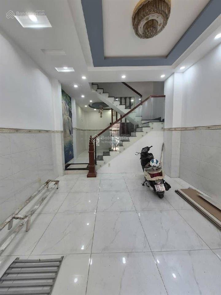 Giảm ngay 1,1 tỷ bán gấp nhà bình tân  5x13  ngay hương lộ 3  hẻm oto  cách aeon 10 bước chân .