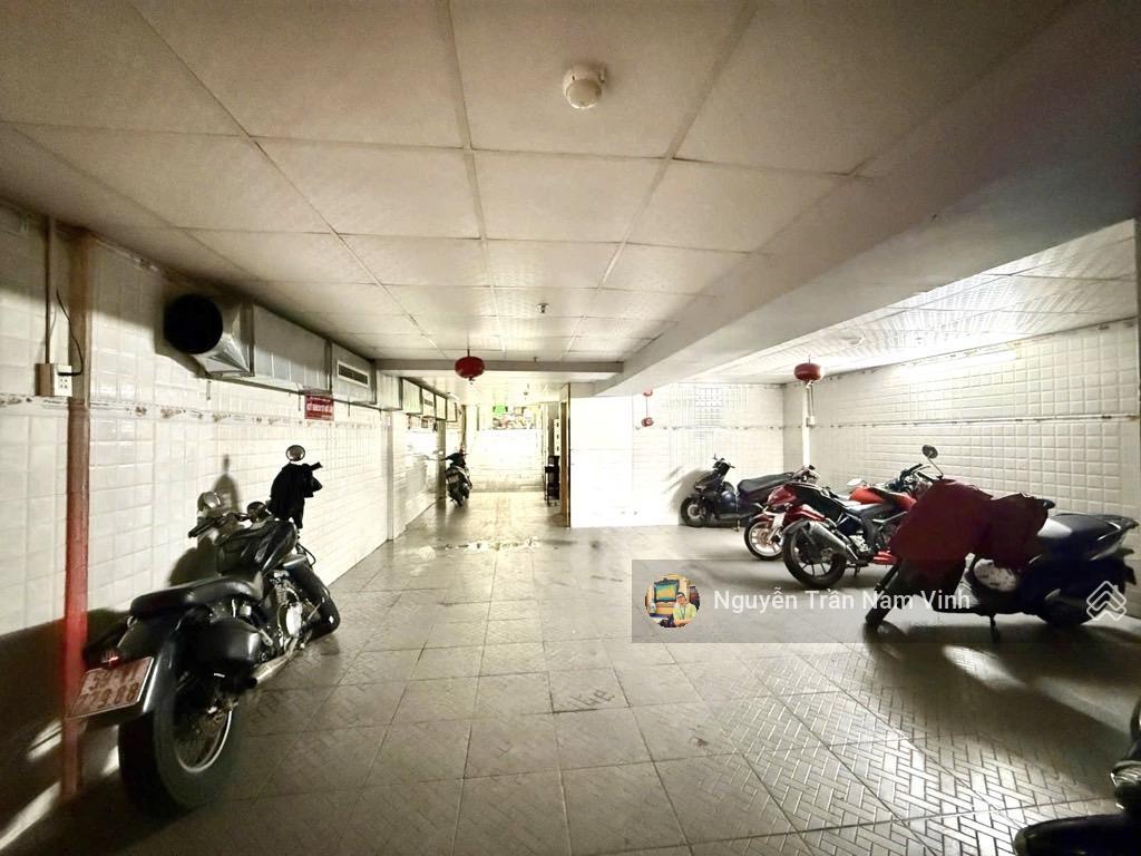 Bán nhà mặt tiền đường số 79 căn hộ dịch vụ 18 phòng dòng tiền 1ty2 chỉ 20 tỷ nhỉnh