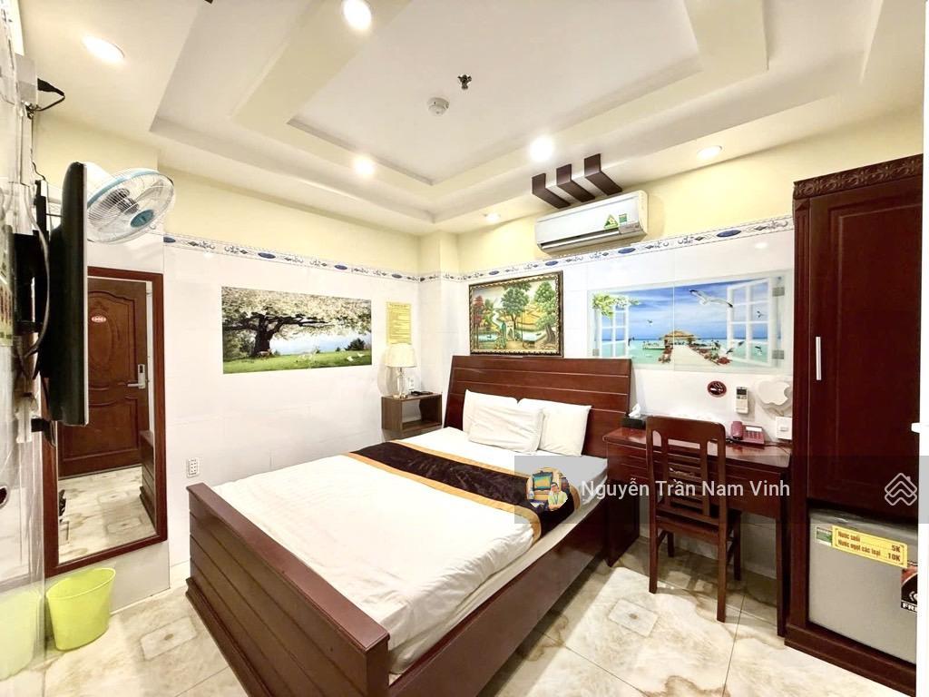 Bán nhà mặt tiền đường số 79 căn hộ dịch vụ 18 phòng dòng tiền 1ty2 chỉ 20 tỷ nhỉnh