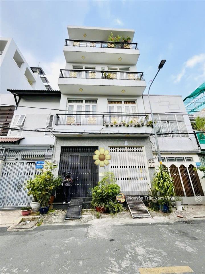 Bán nhà mặt tiền đường số tân quy đông đối diện công viên ngang 6m dài 15m nhà 4 tầng 8 phòng