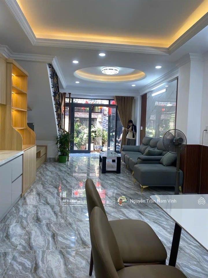 Bán nhà đường số 37 đoạn xung nhất quận 7, sát mặt tiền 5.85 tỷ nhà 2 tầng ngang 4x10m
