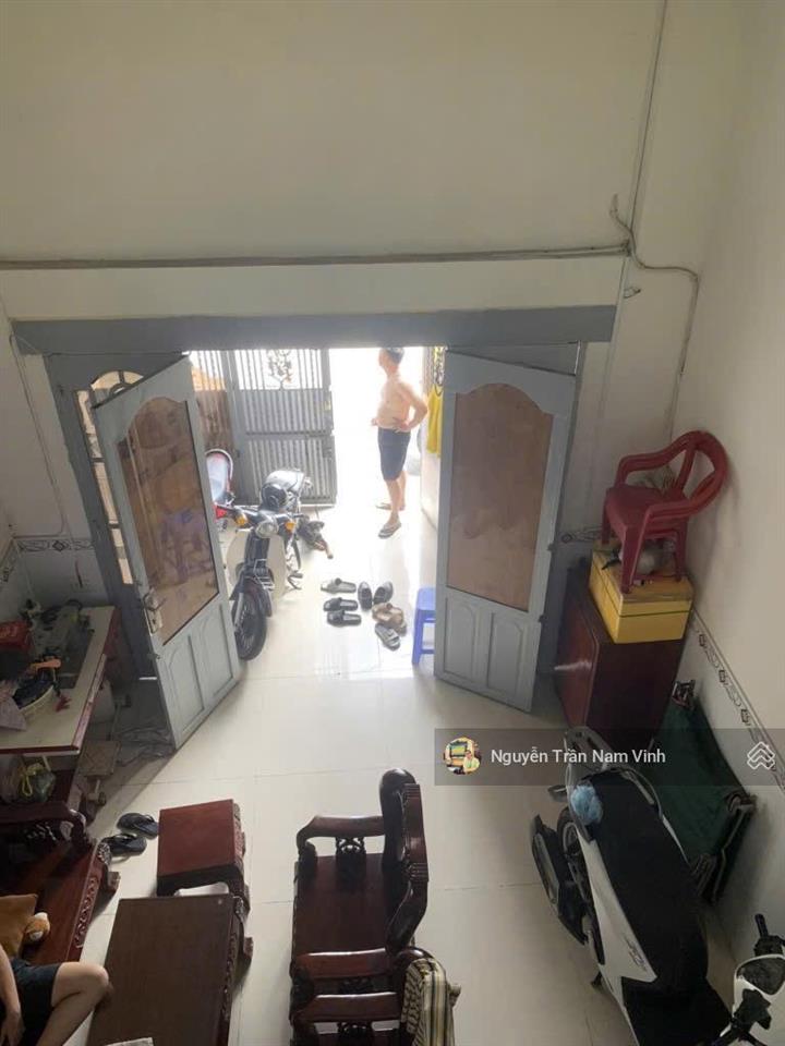 Bán nhà hoàng trọng mậu cạnh cầu nguyễn khoái đường ôtô tránh ngang 4.5 nở hậu 5m dài 12m chỉ 7.5tỷ