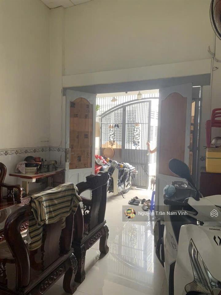 Bán nhà hoàng trọng mậu cạnh cầu nguyễn khoái đường ôtô tránh ngang 4.5 nở hậu 5m dài 12m chỉ 7.5tỷ