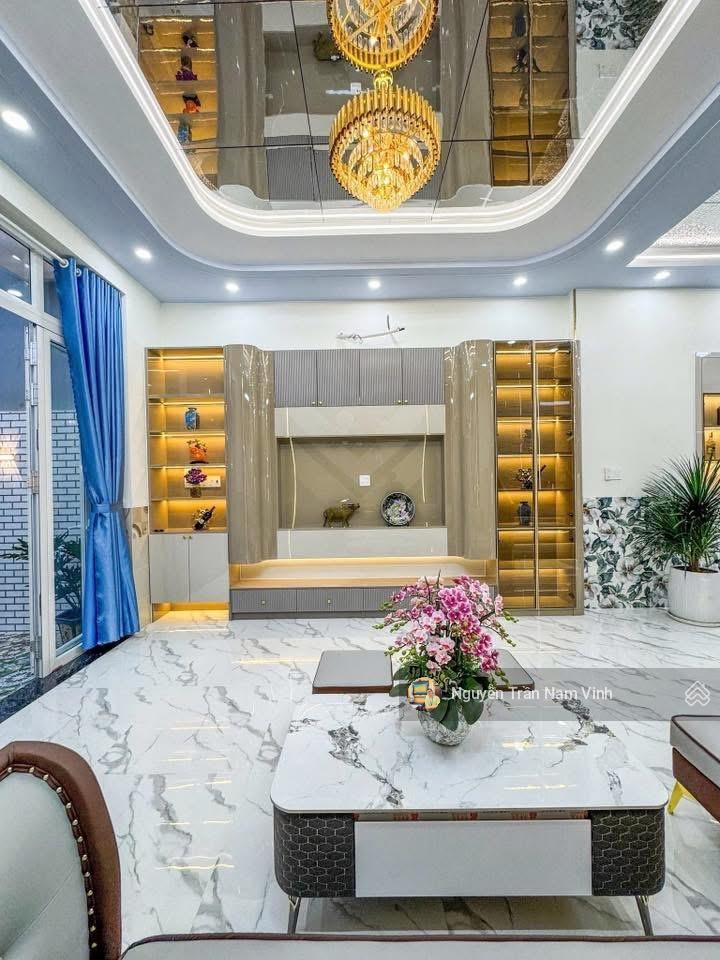 Nhà mới lên sóng lâm văn bền lotte ngang 4.5m dài 18.3m nhà 3 tầng 4 phòng ngủ chỉ 7.9 tỷ