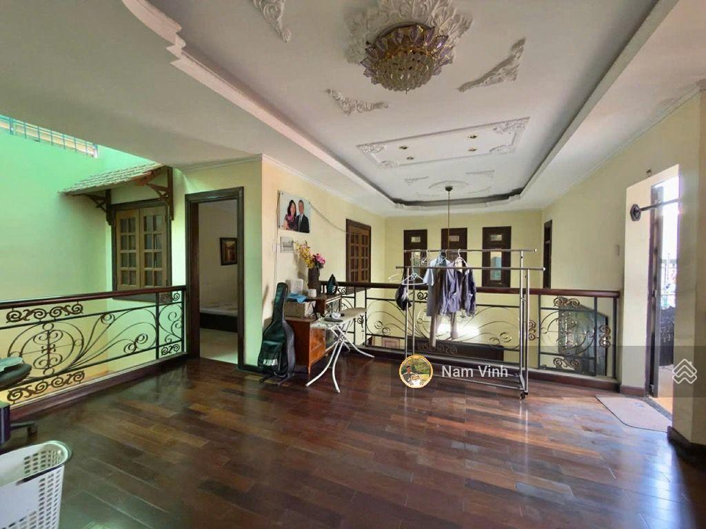 Tài sản hiếm có 3 mặt tiền đường lớn 25m x 25m, vị trí đắc địa có một không hai được chào bán