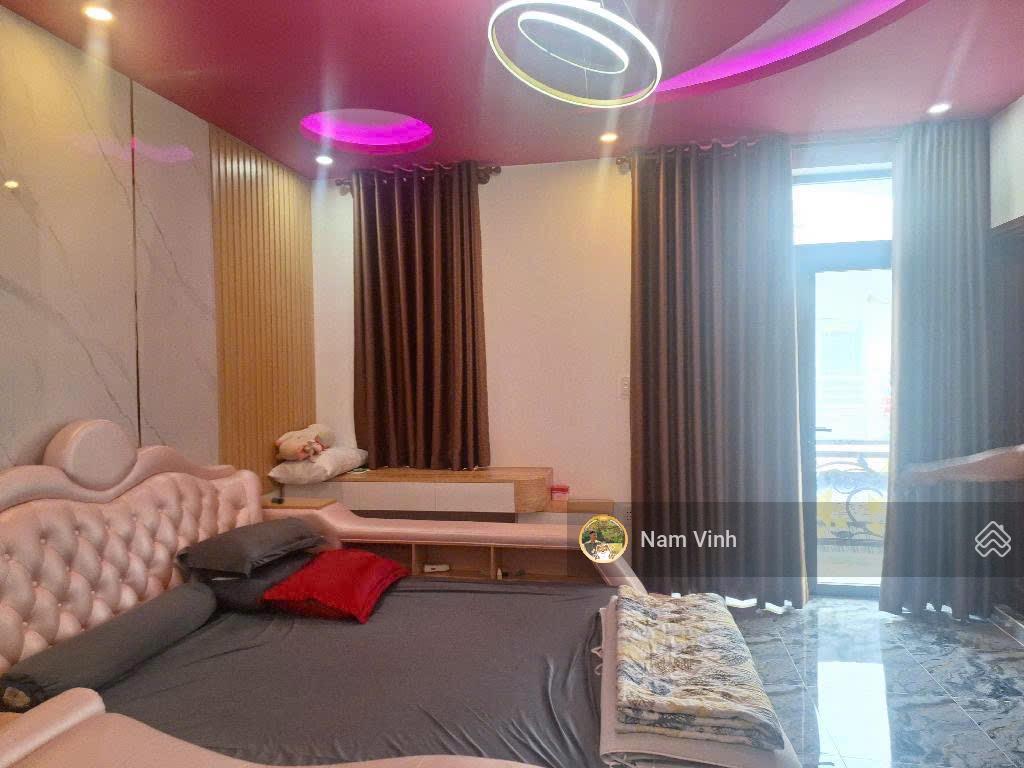Bán nhà ngang 7m x 19m phú thuận cạnh nam long nhà 3 tầng 6 phòng nhà đúc kiên cố