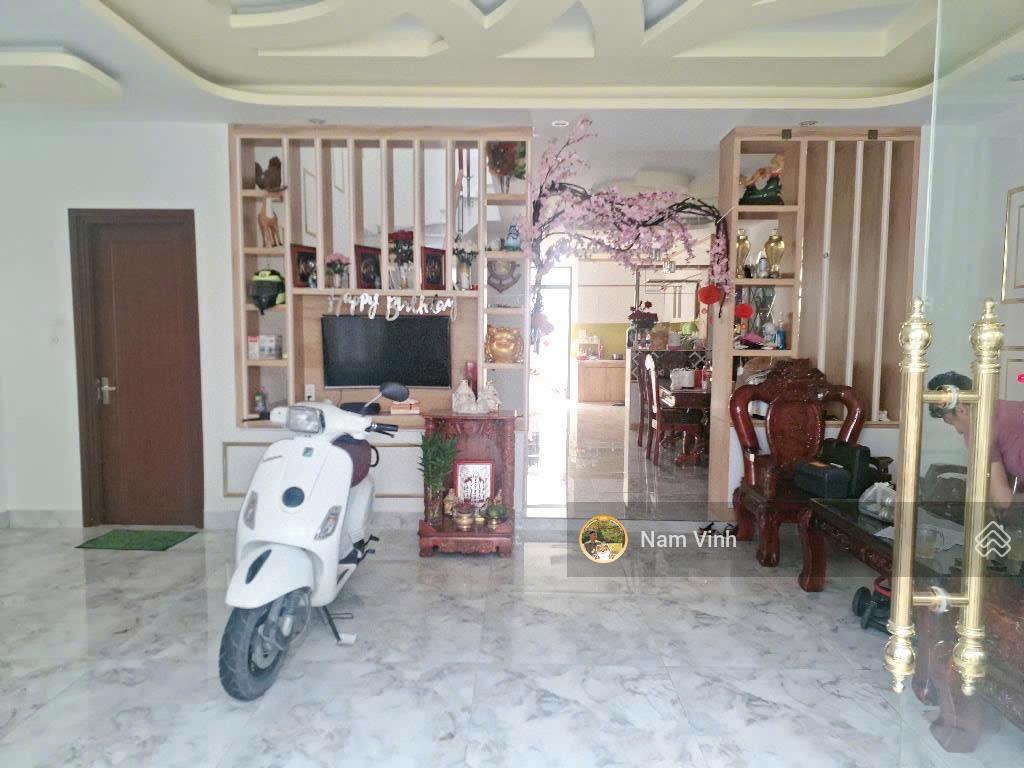 Bán nhà ngang 7m x 19m phú thuận cạnh nam long nhà 3 tầng 6 phòng nhà đúc kiên cố