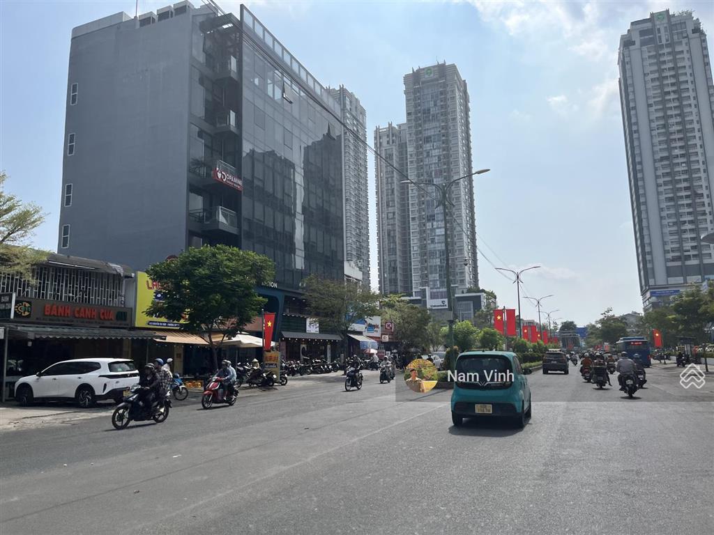 Bán lô góc nguyễn thị thập ngang 9m x 18m hàng hiếm chỉ 17.8 tỷ thương lượng chính chủ