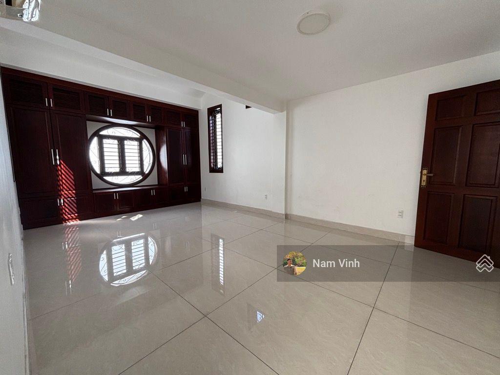 Bán nhà vườn 3 mặt tiền 625m2 ngang 25m x 25m vị trí kim cương thương hiệu chỉ 37 tỷ tl