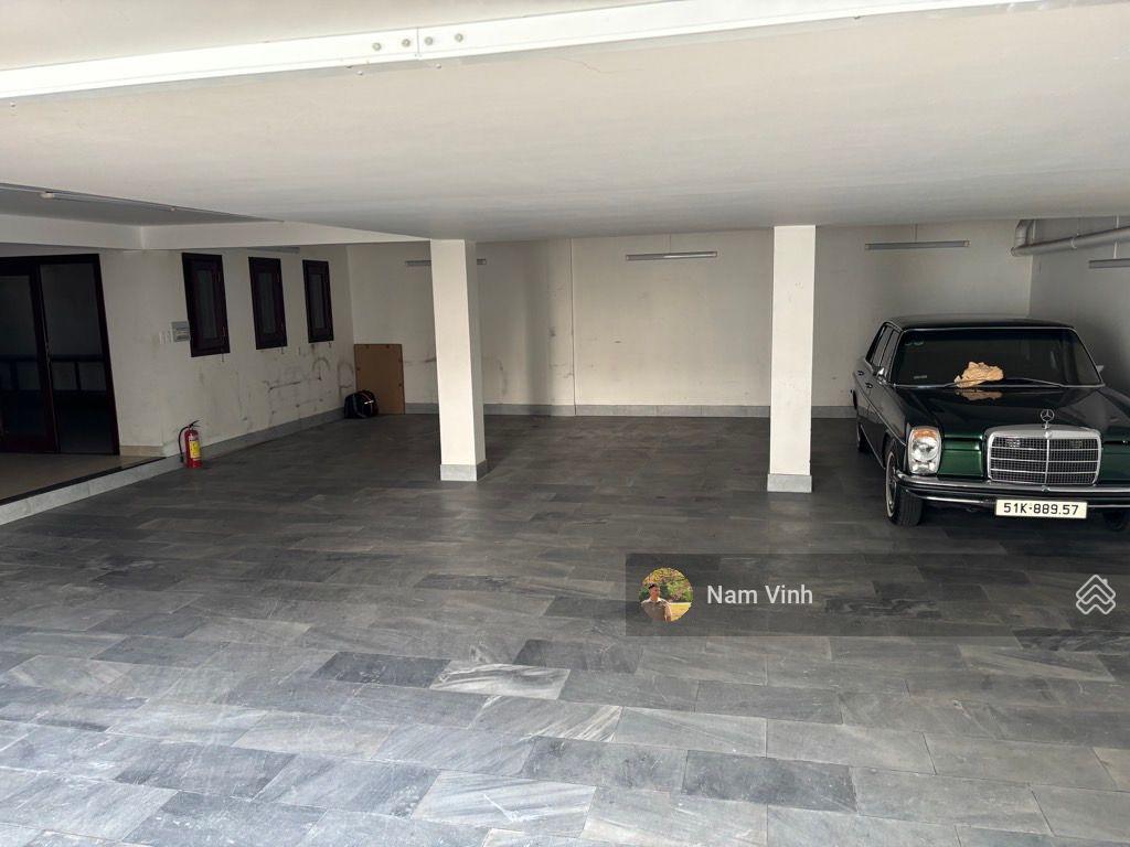 Bán nhà vườn 3 mặt tiền 625m2 ngang 25m x 25m vị trí kim cương thương hiệu chỉ 37 tỷ tl