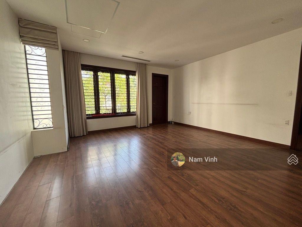 Bán nhà vườn 3 mặt tiền 625m2 ngang 25m x 25m vị trí kim cương thương hiệu chỉ 37 tỷ tl
