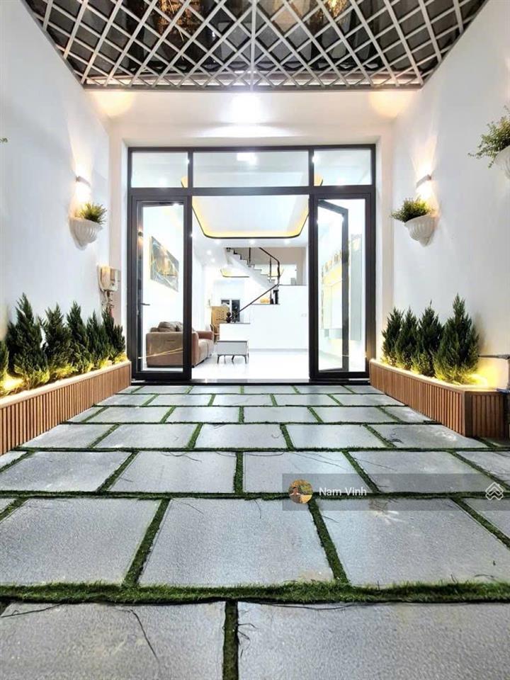 Bán nhà mới ô tô đỗ cửa 3 tầng 4 phòng nở hậu 4.4m dài 15m cạnh phú mỹ hưng nam long chỉ 6.5 tỷ