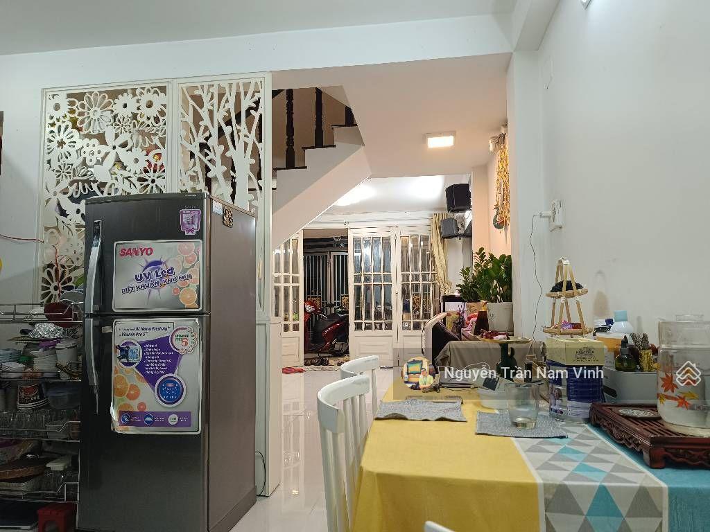 Bán nhà đẹp mới cứng 4 tầng 4 phòng chỉ 4 .5tỷ nhỉnh ngang 4m dài 12m tốt nhất khu vực
