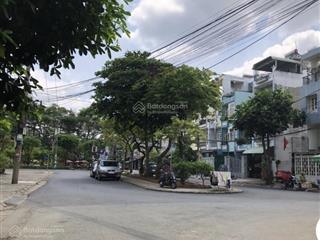 Biệt thự sân vườn  có hồ bơi  2 tầng  351m2(12x29) ngay khu vip p.phước bình q9  giá 34.5 tỷ .