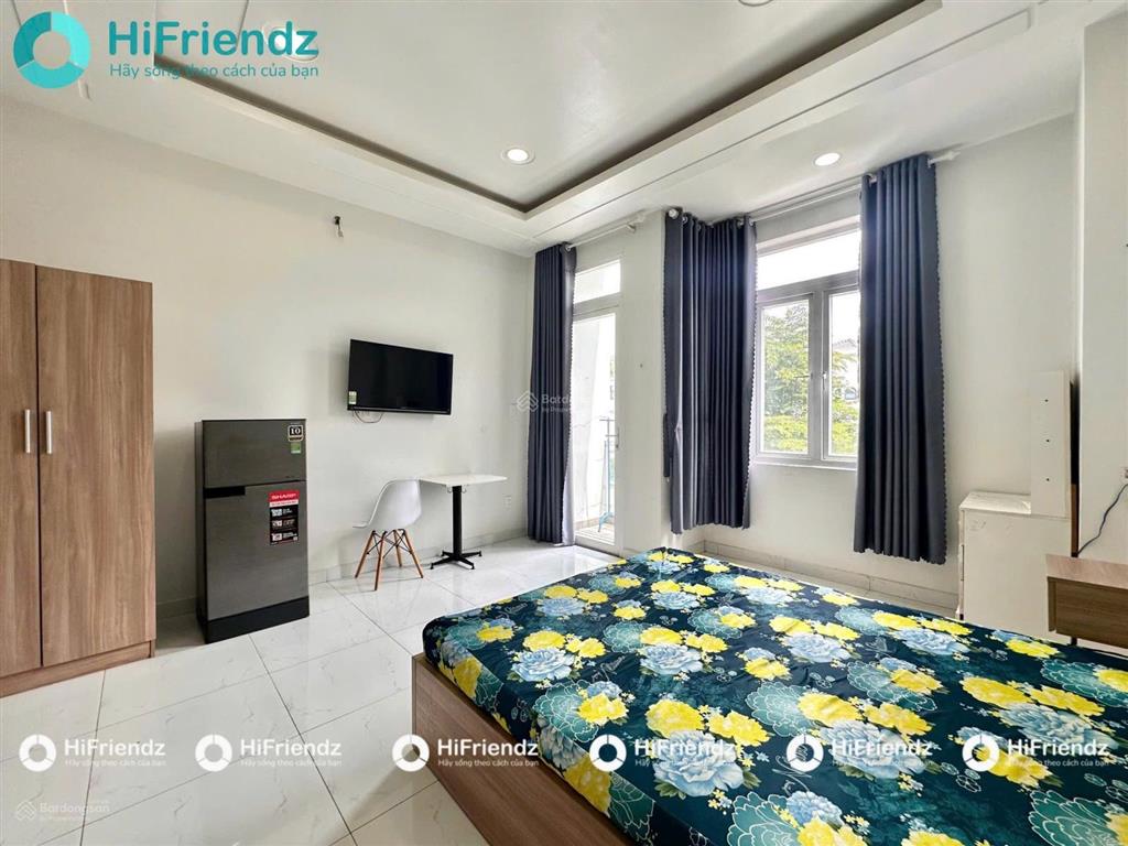 Cho thuê phòng bancol full nội thất ngay cầu tạ quang bửu