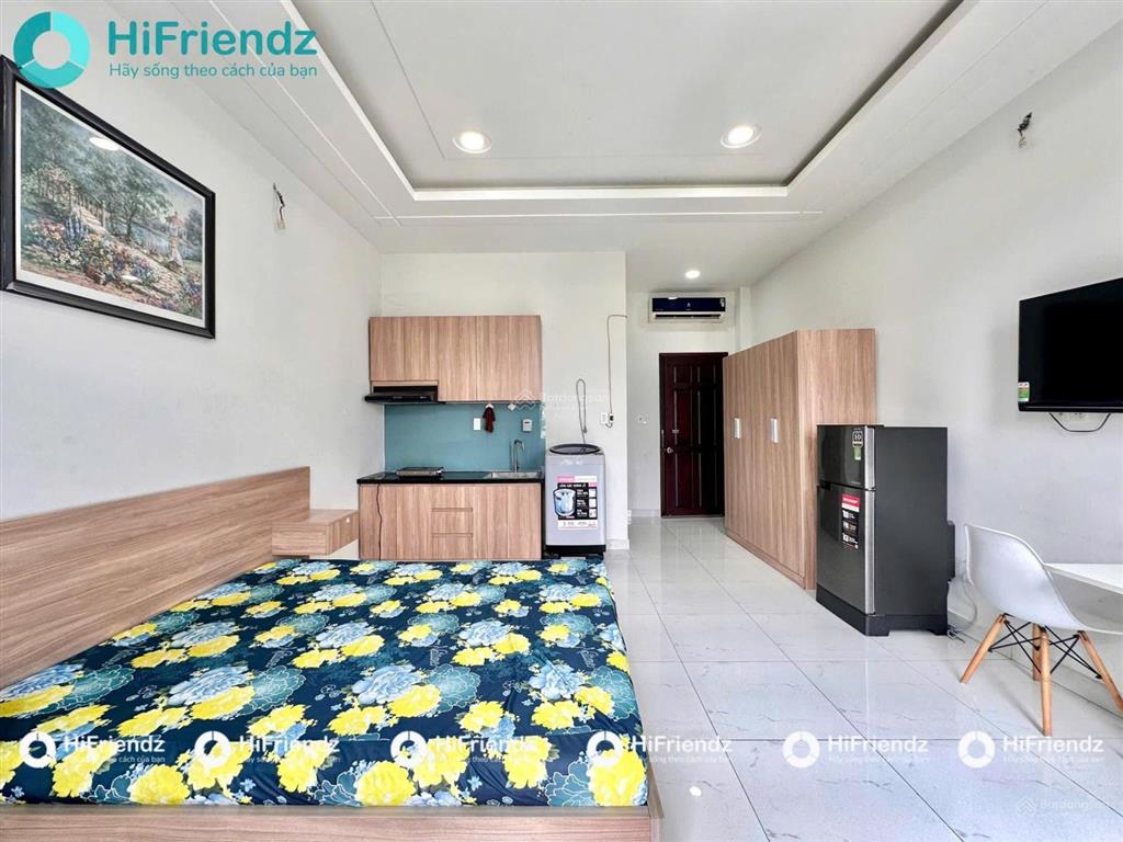 Cho thuê phòng bancol full nội thất ngay cầu tạ quang bửu