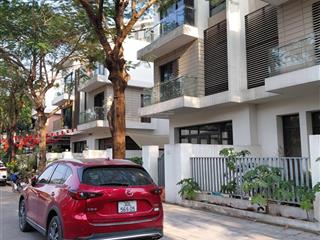 Bán bt an vượng villa nhà mới kinh doanh tốt215m giá 214tr/1m