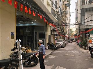 Nhà đẹp mễ trì hạ gần môlômôxốp ôtô đỗ gầnkinh doanh42m giá 9.1tỷ