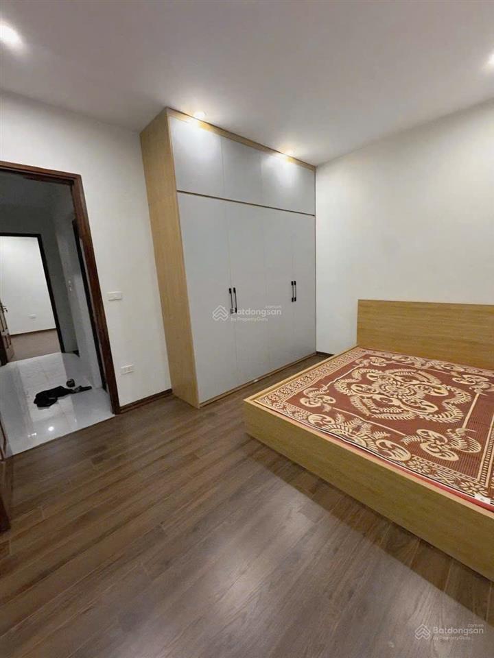 Siêu phẩm mễ trì thượng 42m 5 tầng ô tô đỗ gần kinh doanh gía 8,8tỷ