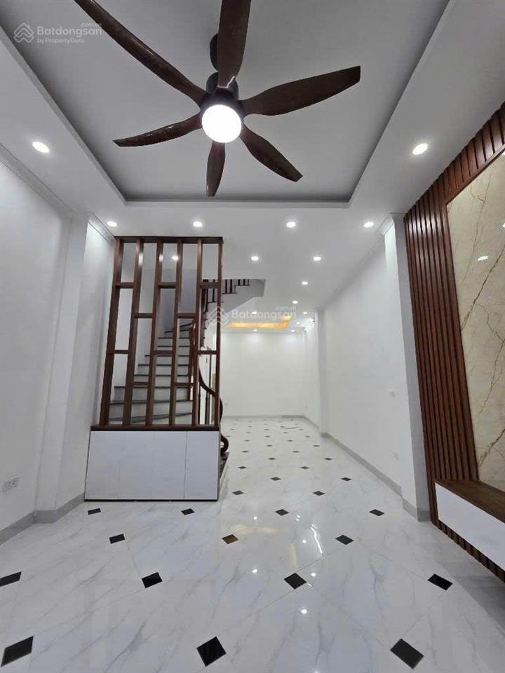Siêu phẩm mễ trì thượng  sát đại lộ thăng long  41m²  5 tầng  giá 9 tỷ