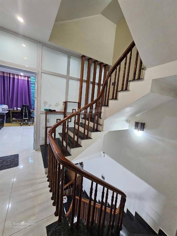 Siêu phẩm mễ trì gần môlômôxốp ô tô đỗ sát cửa kinh doanh 55m2  5t  10.95 tỷ