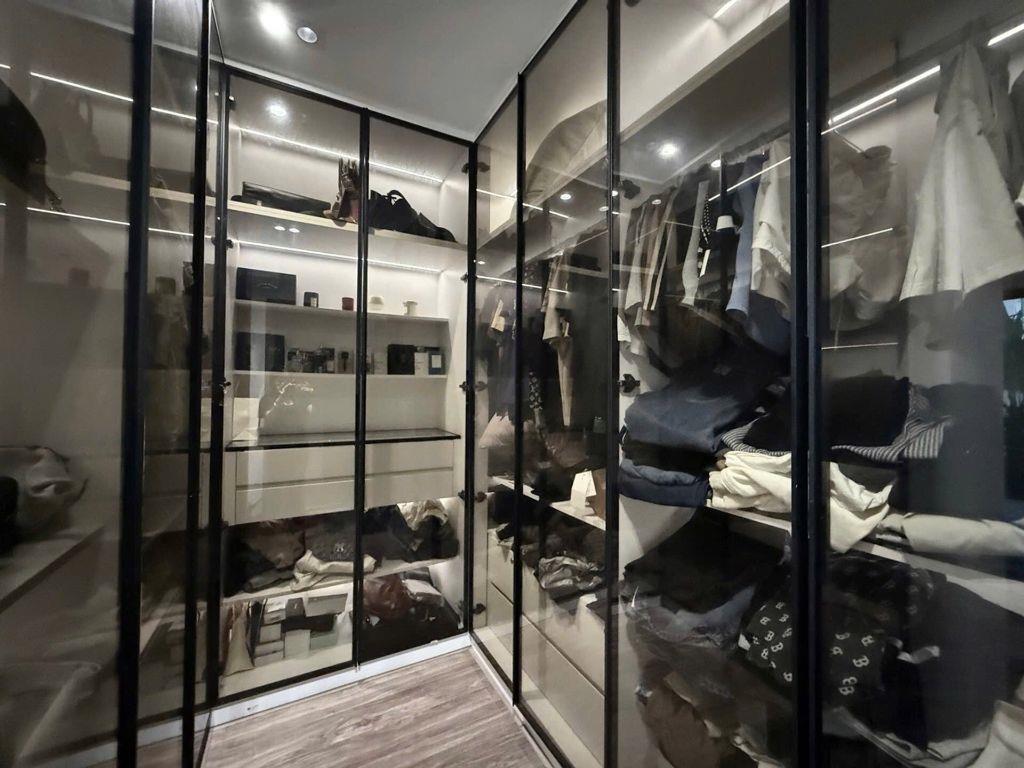 Bán Vinhomes Hóc Môn đường 13m lề đường 3m ngang 5m dài 10m 4 tầng BTCT...