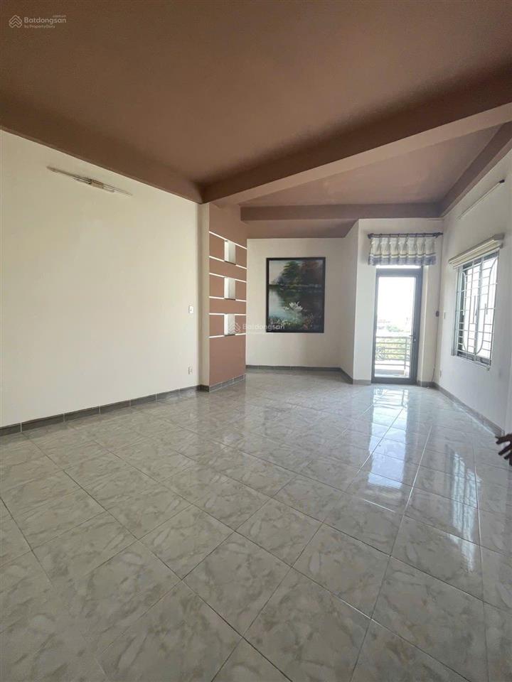 Bán nhà mặt tiền hải phòng thanh khê  63m²  có thang máy
